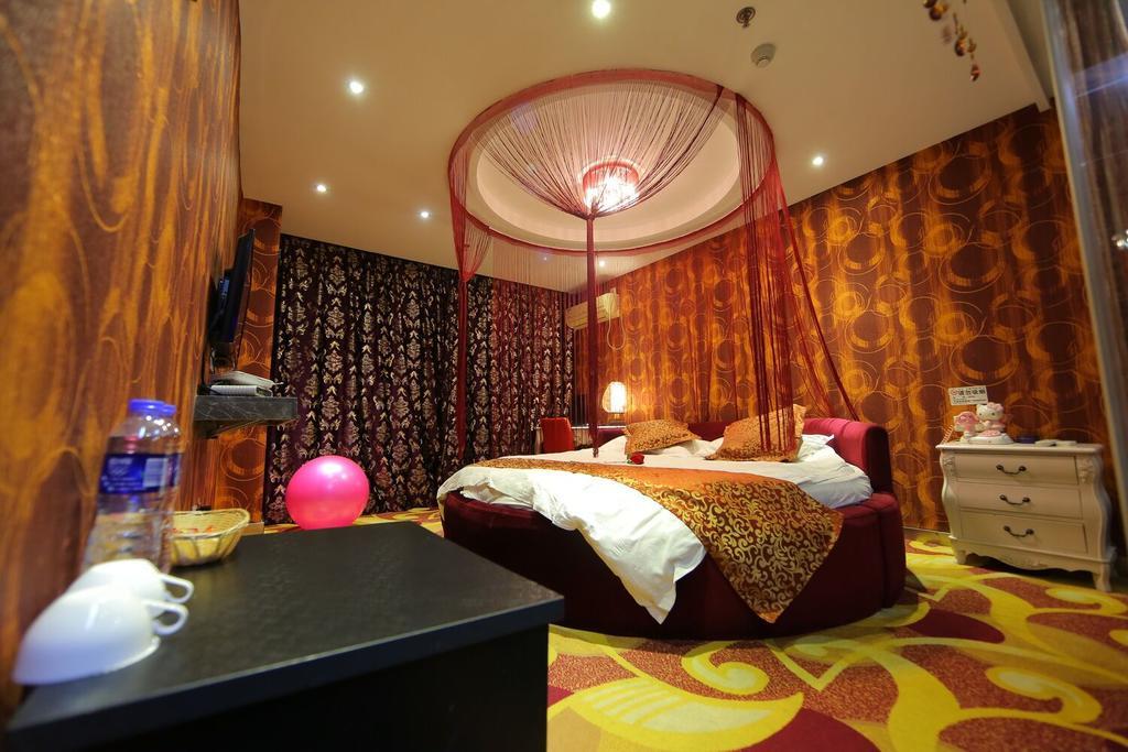Zhuimei Theme Hotel Suzhou  Dış mekan fotoğraf